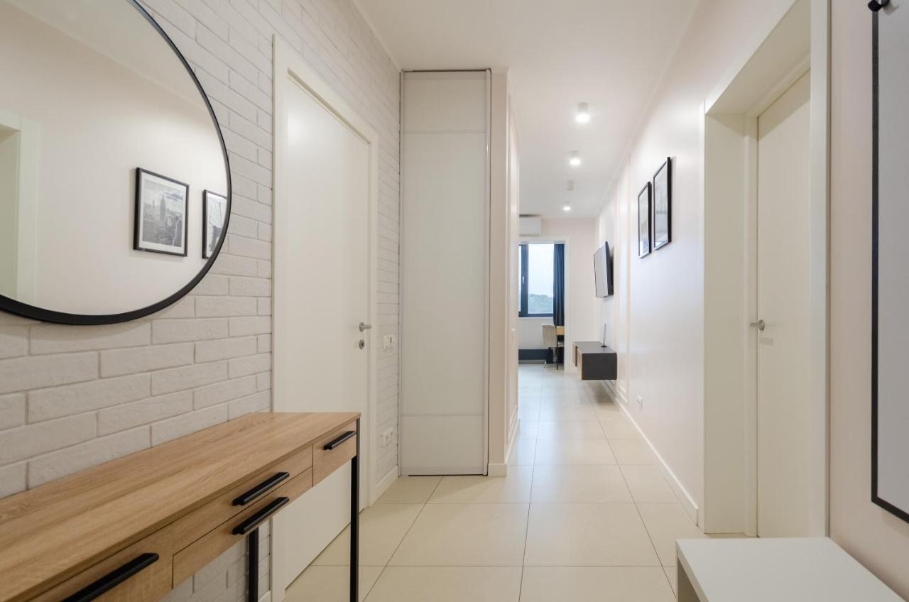 Petrovdom 13-141 In Rc New York Concept House With Bathroom キエフ エクステリア 写真