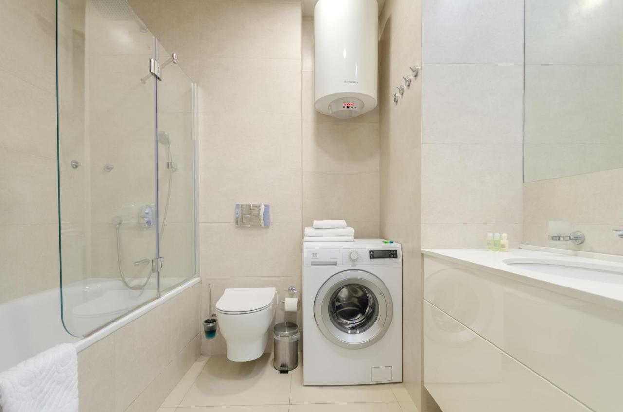 Petrovdom 13-141 In Rc New York Concept House With Bathroom キエフ エクステリア 写真
